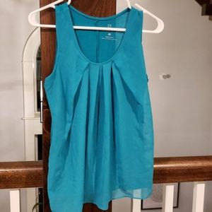 Teal flowt tank
